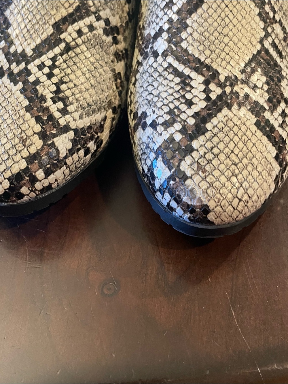 Kenneth Cole Reaction Booties Womens 9.5 Side Skip Snake Print Boot Shoes - Picture 6 of 12